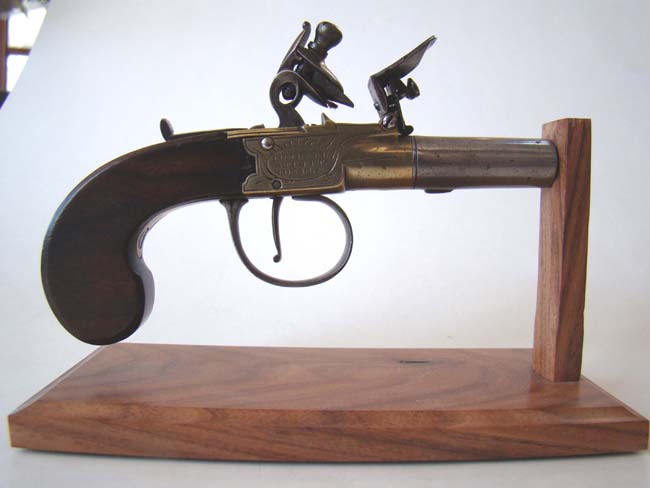A nice Flintlock pocket pistol by William Bond, 59 Lombard Street, London, circa 1805 — image 3